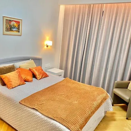 아파트 Lovely 1 Bedroom Apart, For Business Travellers Or Couple 탈린